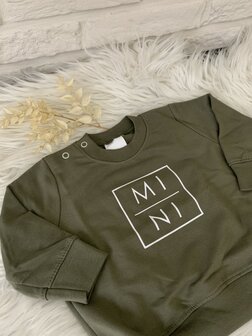 M I N I sweater