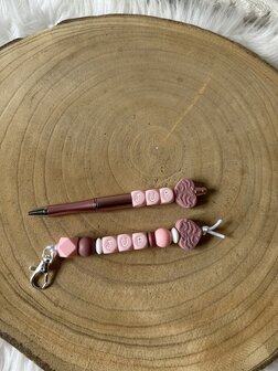 Balpen en sleutelhanger - 9