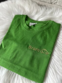 T-shirt paars sport stof - 3/4 jaar