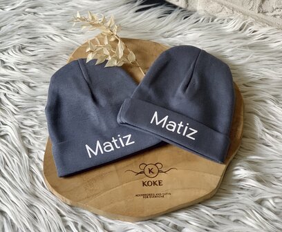 Baby mutsje: roest