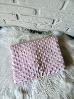Geborduur babydekentje - roze