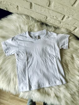 T-shirt wit - 1/2 jaar