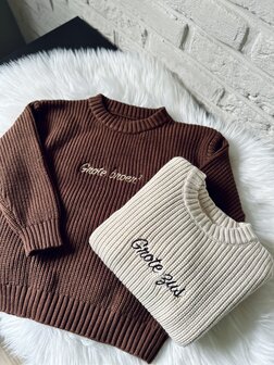 Knitted sweater met naam - lichtgrijs - maat 80