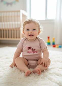 T-SHIRT - Little miss Valentine