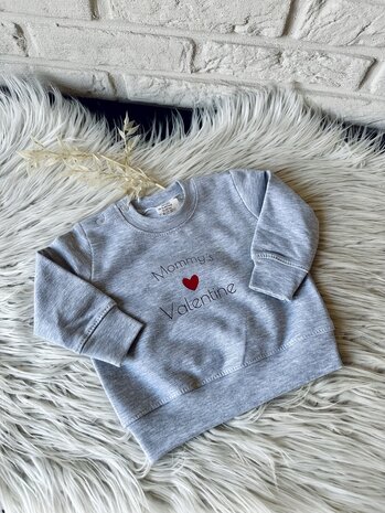 Sweater mommy's/daddy's valentine