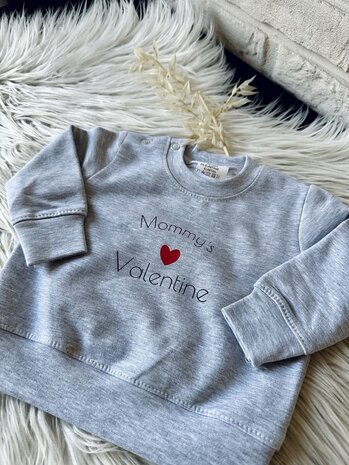 Sweater mommy's/daddy's valentine