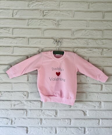 Sweater mommy's/daddy's valentine