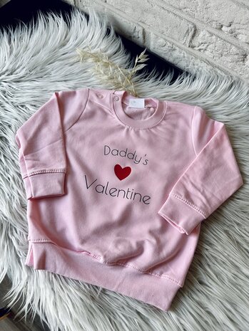 Sweater mommy's/daddy's valentine