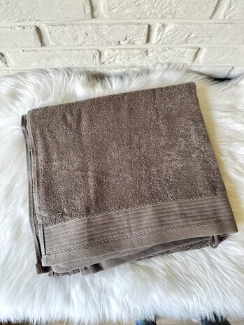 handdoek - taupe - 70 x 140 cm