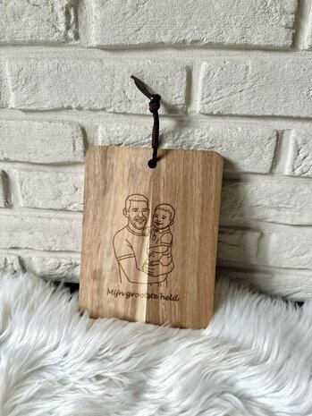 Houten (snij)plankje met tekst en/of lijntekening
