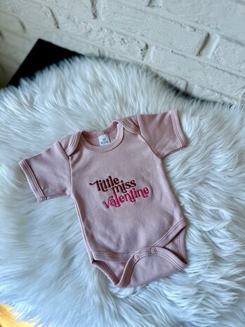 SWEATER - first Valentine