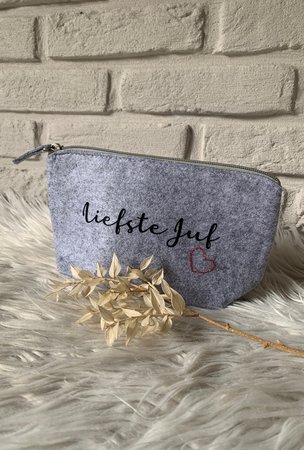 Vilten toilettas/pennenzak 'liefste juf' - klein