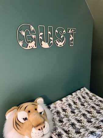 Jungle letter hout: 16 cm hoog