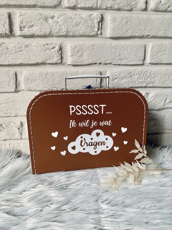 Koffertje 'psstt, ik wil je wat vragen'