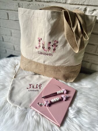 Shopper JUF + pennenzak + balpen + sleutelhanger + notitieboekje