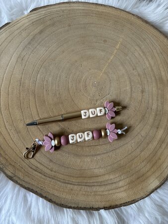 Balpen en sleutelhanger - 10